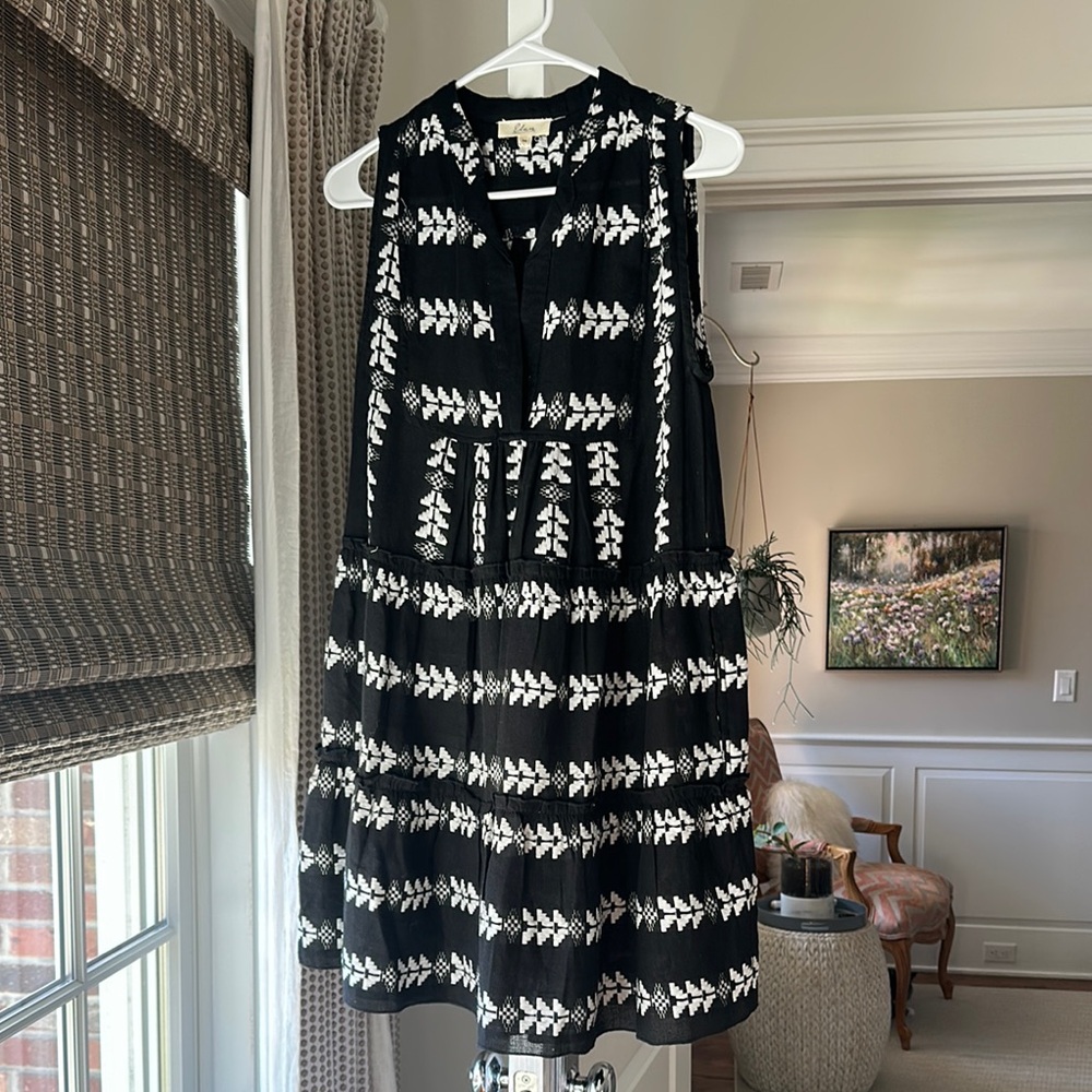 Elan Sleeveless Dress